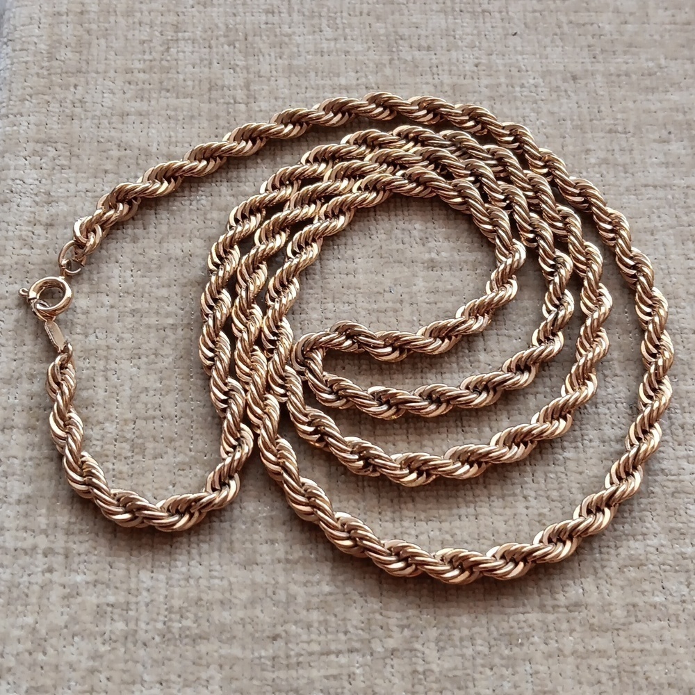Gold Tone Twisted Rope Chain Necklace